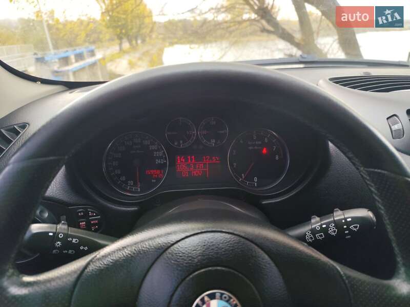 Хэтчбек Alfa Romeo 147 2006 в Кропивницком фото 12 Хэтчбек Alfa Romeo 147 2006 в Кропивницком