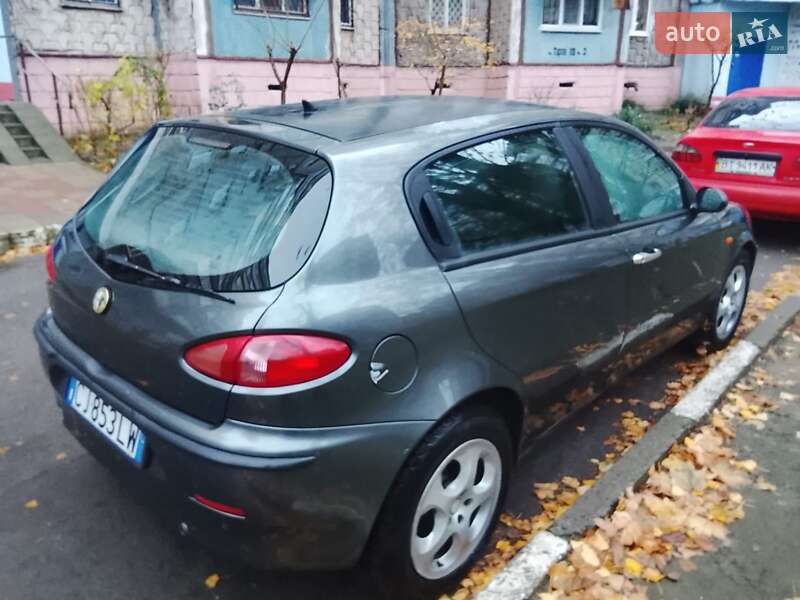 Хэтчбек Alfa Romeo 147 2003 в Херсоне