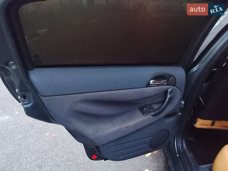 Хэтчбек Alfa Romeo 147 2003 в Херсоне