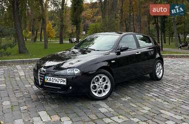 Хэтчбек Alfa Romeo 147 2009 в Киеве