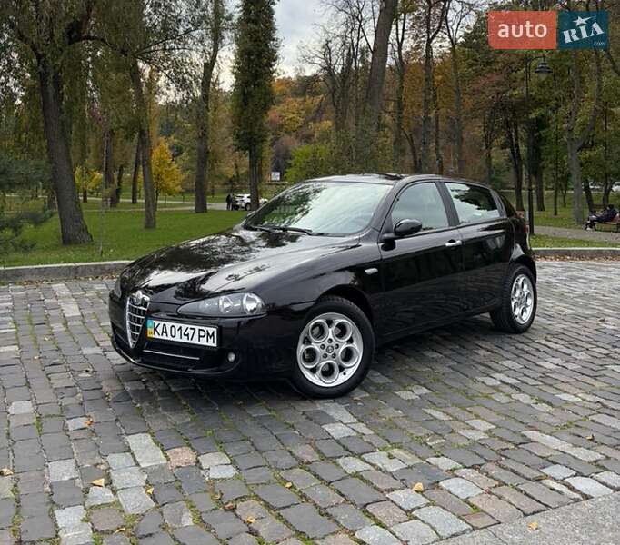 Хэтчбек Alfa Romeo 147 2009 в Киеве