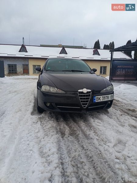 Хэтчбек Alfa Romeo 147 2007 в Остроге