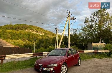 Хэтчбек Alfa Romeo 147 2006 в Киеве