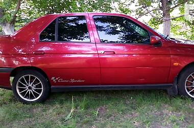 Седан Alfa Romeo 155 1997 в Днепре