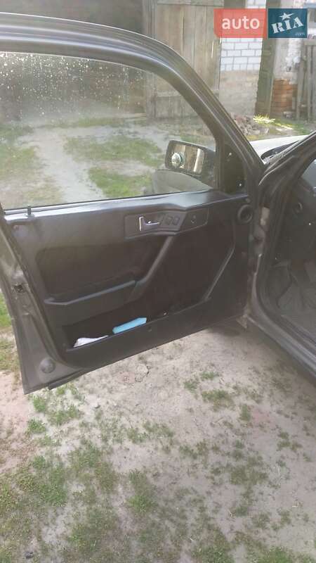 Седан Alfa Romeo 155 1992 в Золотоноше фото 5 Седан Alfa Romeo 155 1992 в Золотоноше