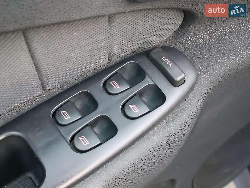 Седан Alfa Romeo 156 2002 в Харкові