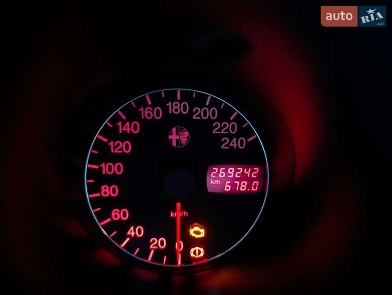 Седан Alfa Romeo 156 2005 в Рівному фото 18 Седан Alfa Romeo 156 2005 в Рівному