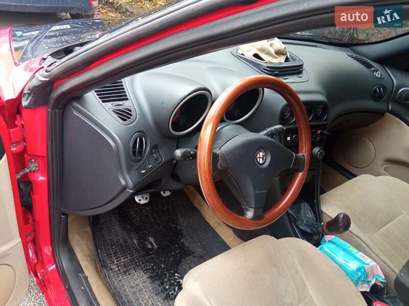 Седан Alfa Romeo 156 1998 в Киеве фото 12 Седан Alfa Romeo 156 1998 в Киеве