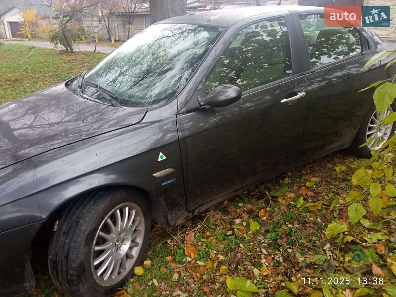 Седан Alfa Romeo 156 2005 в Киеве фото 5 Седан Alfa Romeo 156 2005 в Киеве