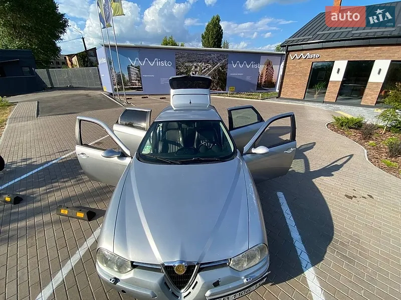 Alfa Romeo 156