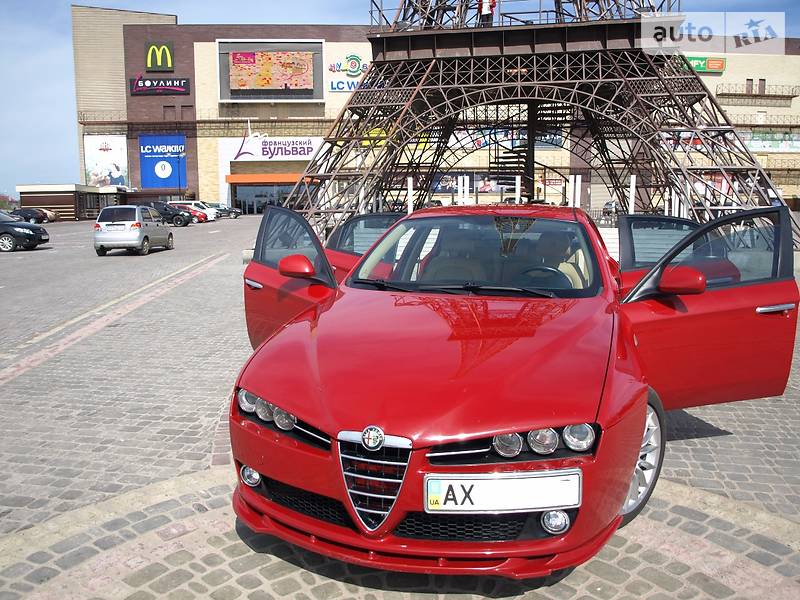 Седан Alfa Romeo 159 2012 в Харькове