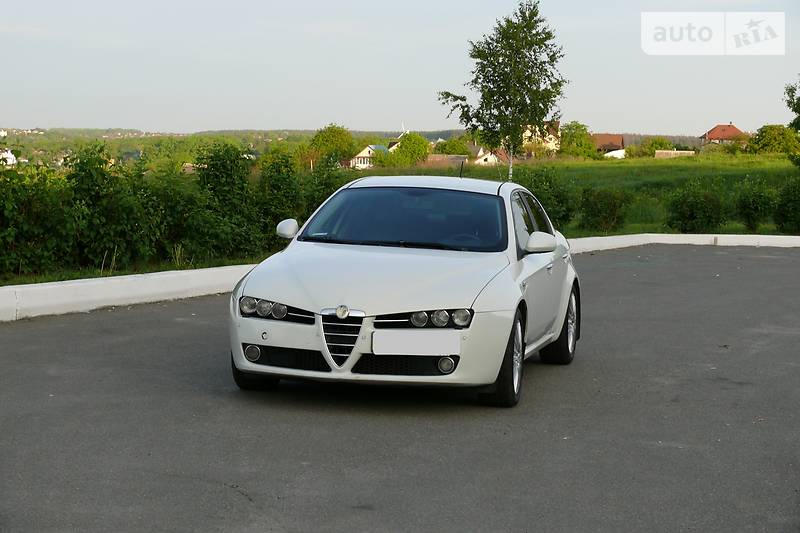 Седан Alfa Romeo 159 2008 в Києві