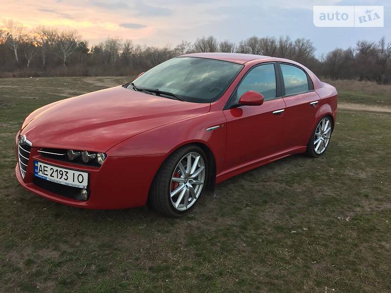 Седан Alfa Romeo 159 2008 в Днепре