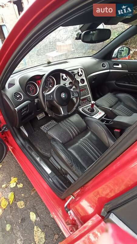 Седан Alfa Romeo 159 2010 в Дніпрі