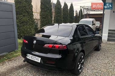 Седан Alfa Romeo 159 2007 в Іршаві