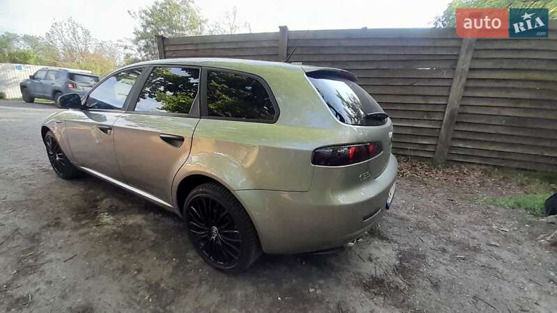 Универсал Alfa Romeo 159 2007 в Киеве