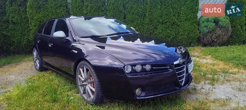 Alfa Romeo 159