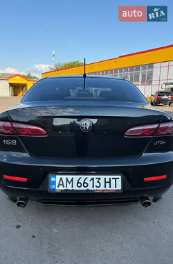 Седан Alfa Romeo 159 2010 в 