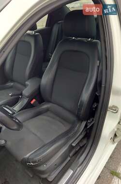 Седан Alfa Romeo 159 2011 в 