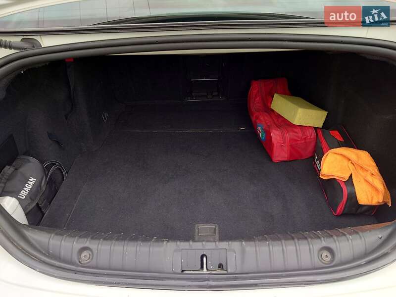 Седан Alfa Romeo 159 2011 в Киеве