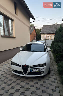 Седан Alfa Romeo 159 2008 в Тячеве