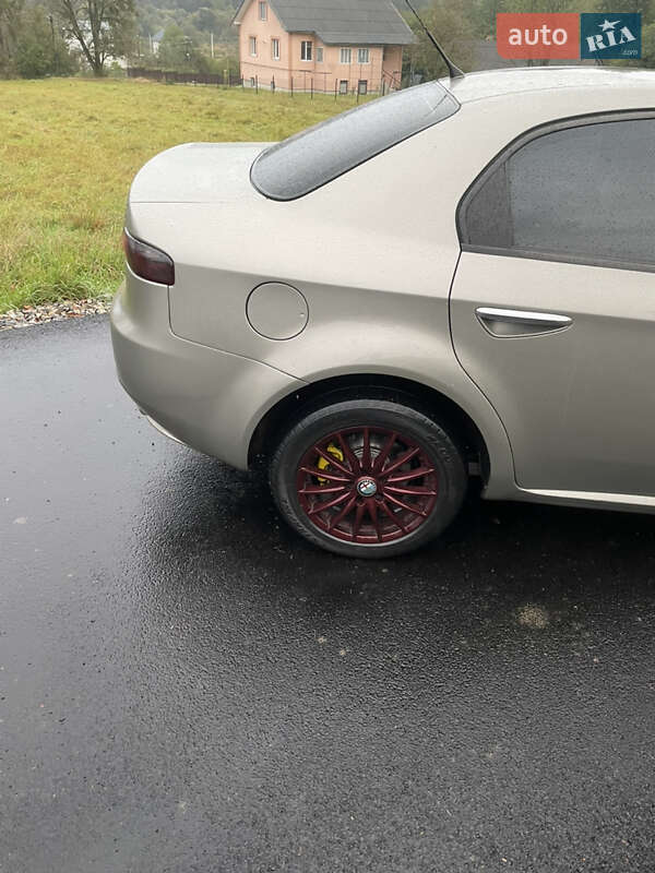 Седан Alfa Romeo 159 2006 в Івано-Франківську