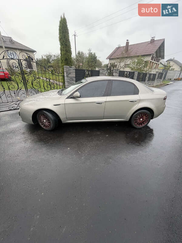 Седан Alfa Romeo 159 2006 в Івано-Франківську