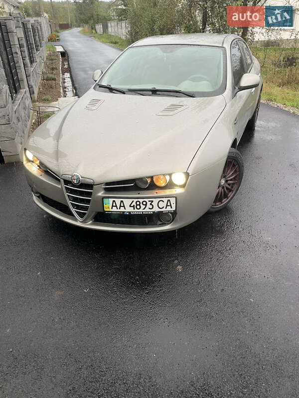 Седан Alfa Romeo 159 2006 в Івано-Франківську