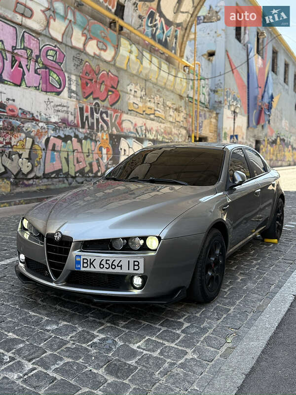 Alfa Romeo 159 2005