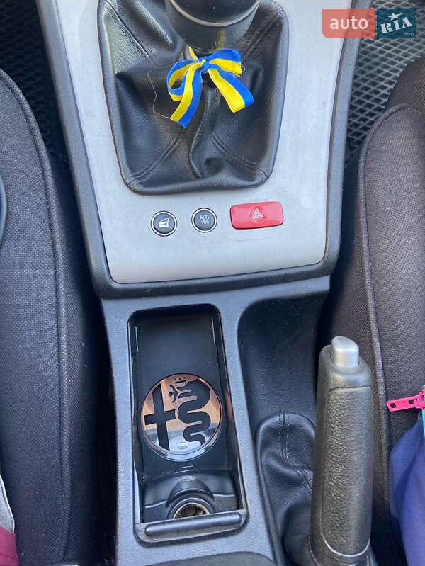 Седан Alfa Romeo 159 2006 в Черновцах