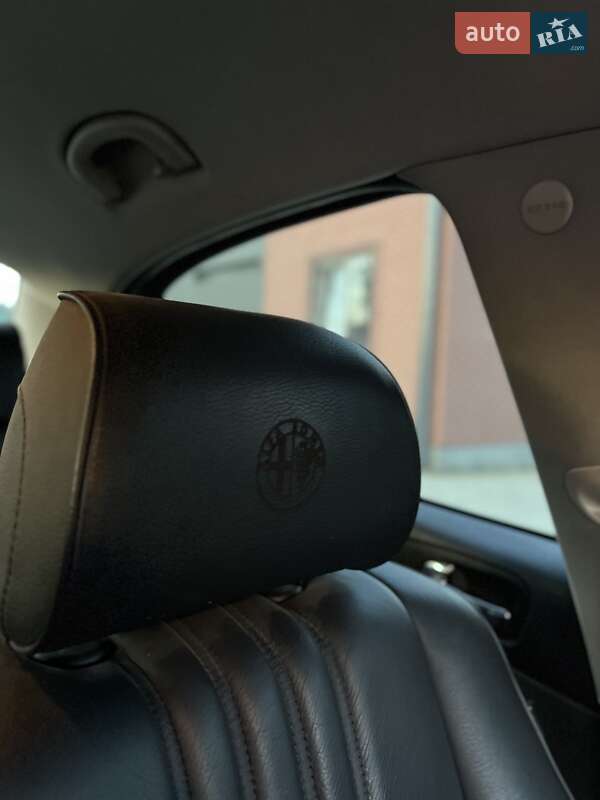 Седан Alfa Romeo 159 2007 в Львове