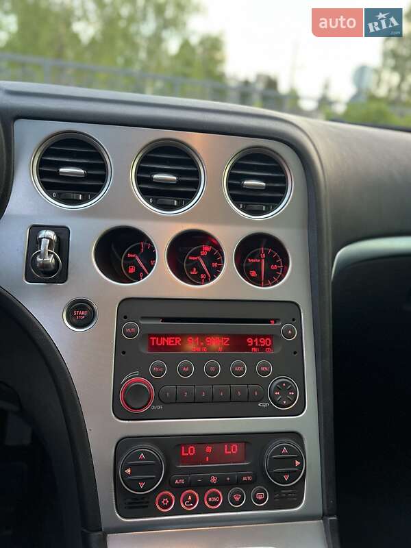 Седан Alfa Romeo 159 2007 в Львове