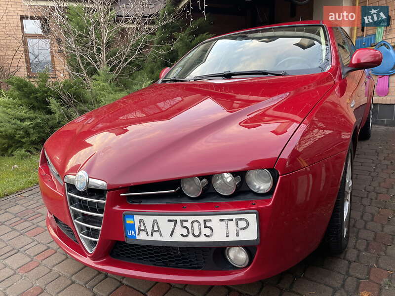 Універсал Alfa Romeo 159 2010 в Києві