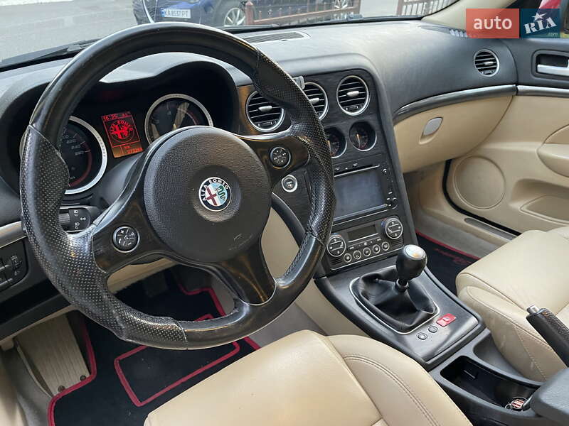 Універсал Alfa Romeo 159 2010 в Києві