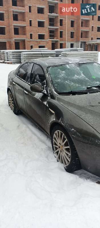 Седан Alfa Romeo 159 2006 в Бучі