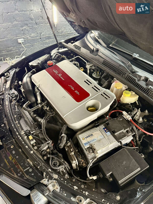 Седан Alfa Romeo 159 2008 в Києві фото 19 Седан Alfa Romeo 159 2008 в Києві