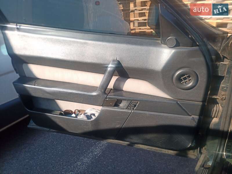 Седан Alfa Romeo 164 1988 в Кременчуці