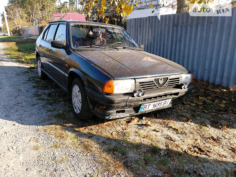 Хэтчбек Alfa Romeo 33 1987 в Василькове