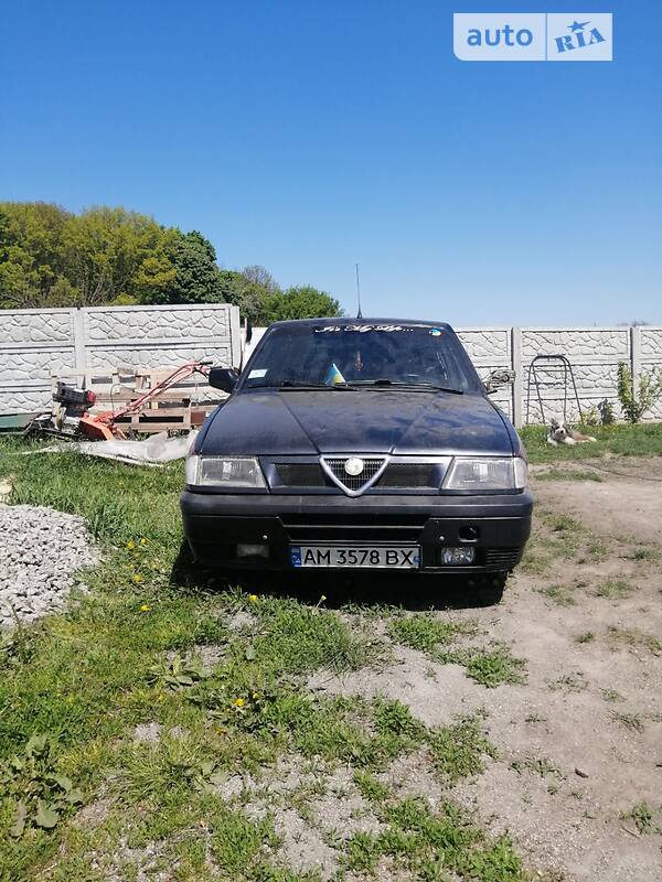Седан Alfa Romeo 33 1994 в Киеве