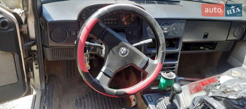 Хетчбек Alfa Romeo 33 1987 в Одесі