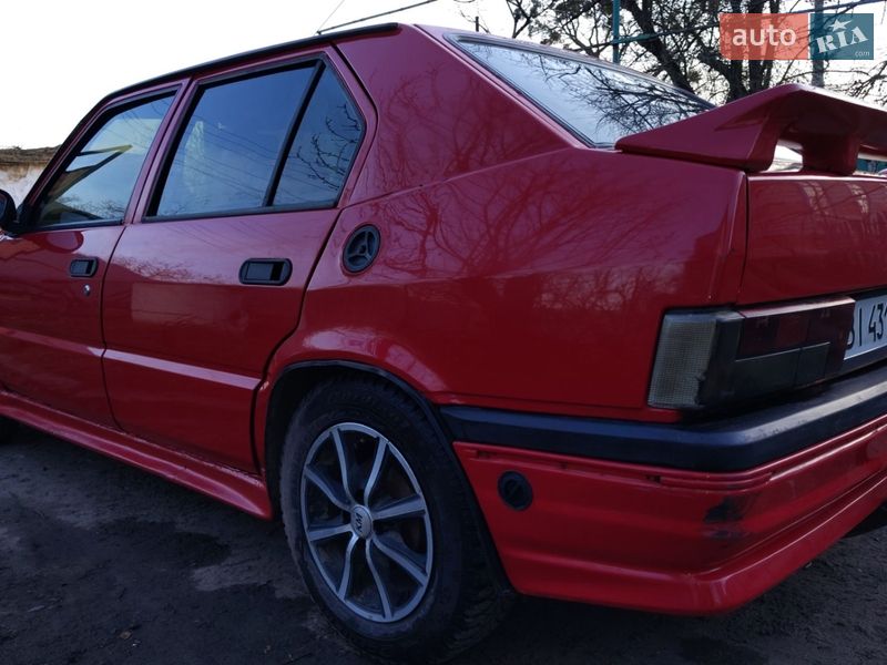 Универсал Alfa Romeo 33 1988 в Великой Багачке