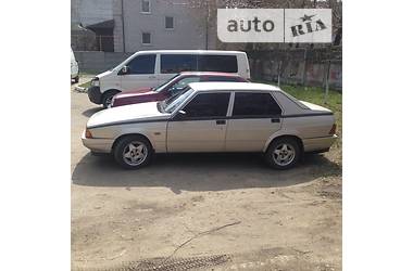 Седан Alfa Romeo 75 1988 в Виннице