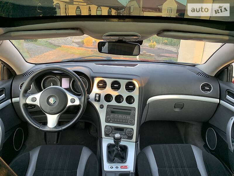 Купе Alfa Romeo Brera 2006 в Львові