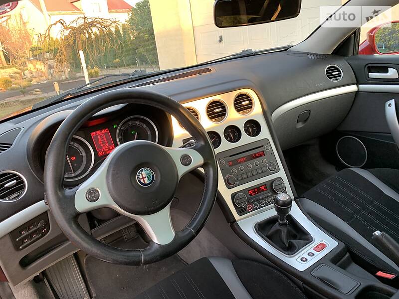Купе Alfa Romeo Brera 2006 в Львові