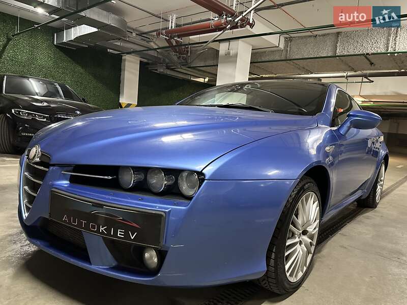 Купе Alfa Romeo Brera 2008 в Киеве