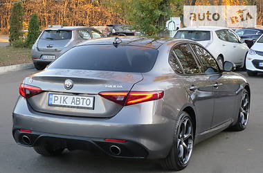 Седан Alfa Romeo Giulia 2016 в Києві