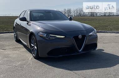 Седан Alfa Romeo Giulia 2017 в 
