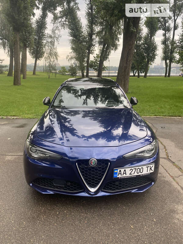 Седан Alfa Romeo Giulia 2018 в Киеве