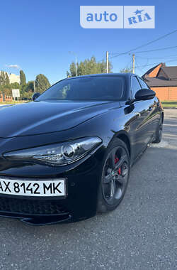 Седан Alfa Romeo Giulia 2017 в Киеве