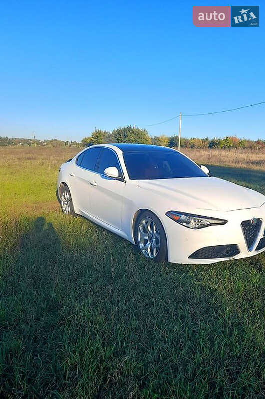 Alfa Romeo Giulia 2017